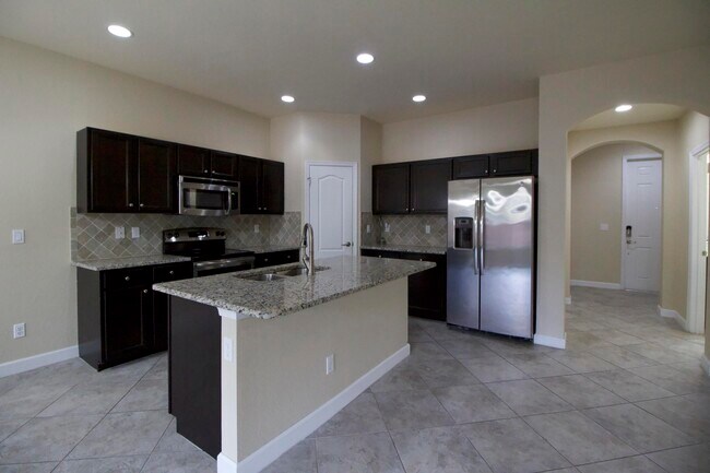 Building Photo - 5162 Ashley River Rd
