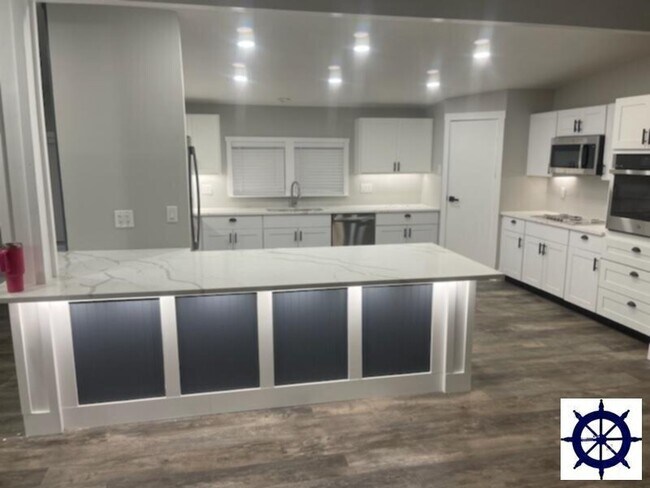 Foto del edificio - 4555 Horne Ave