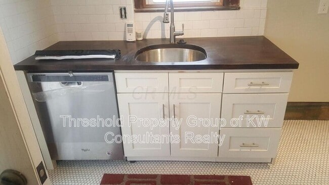 Building Photo - 1485 N 6th St