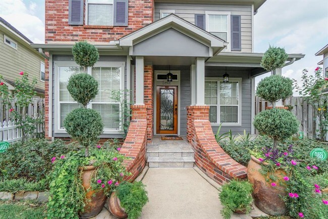 Foto del edificio - 14418 Summer Garden Dr