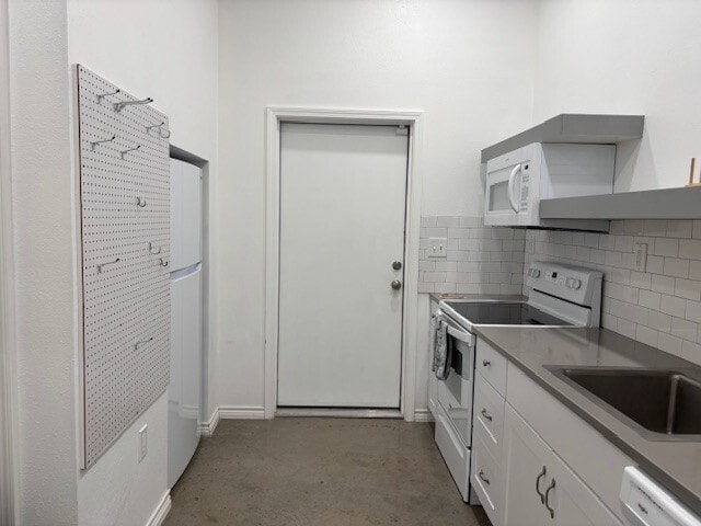 Building Photo - 17307 Old TX 81