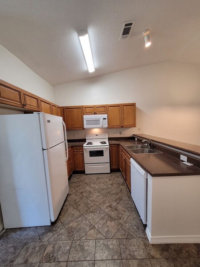 Building Photo - 9616 Cobblebrook Drive Pensacola, FL 32506...