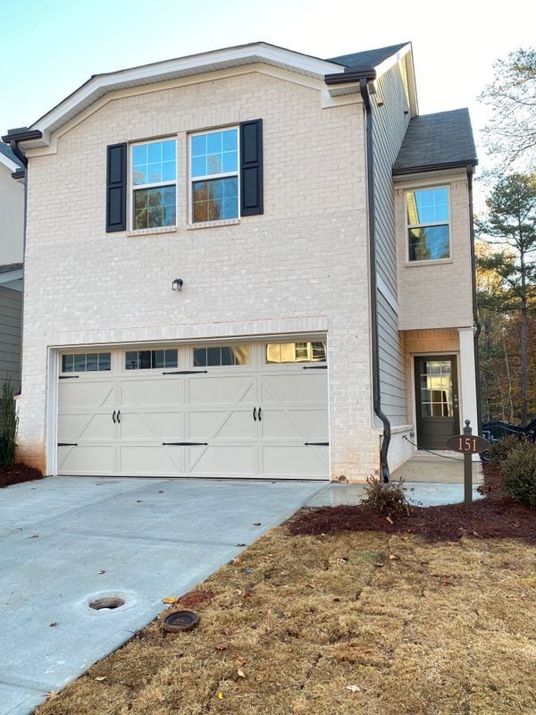 Building Photo - 151 Cedar Ln