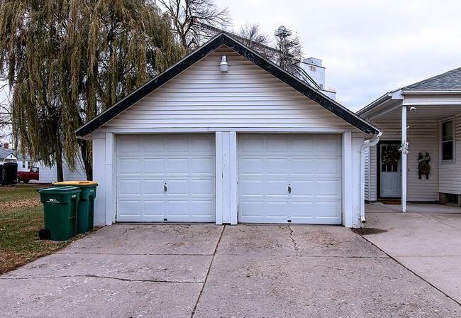 Building Photo - 500 Troendle St SE