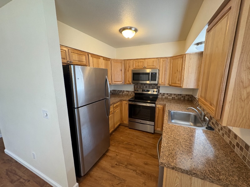 Photo - 1416-1422 S Dotsero Dr