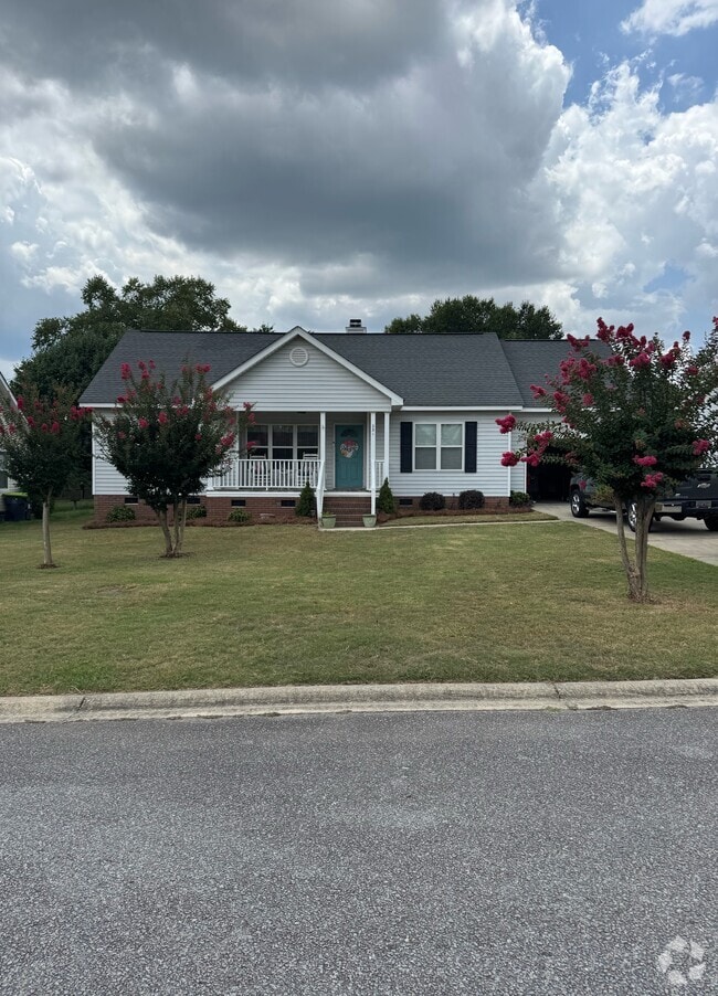 Building Photo - 231 Autumnview Ct