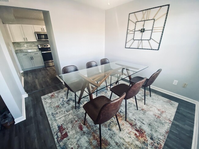Foto del edificio - 225 Knollridge Ct