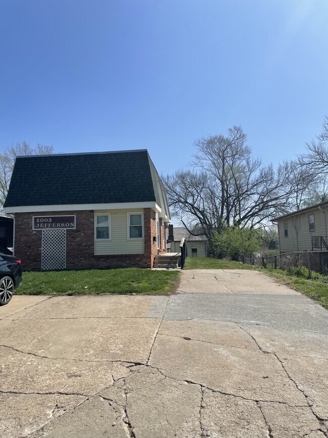 Foto del edificio - 2003 Jefferson St