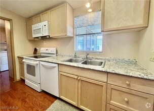 Building Photo - 573 Cape Florida Ln