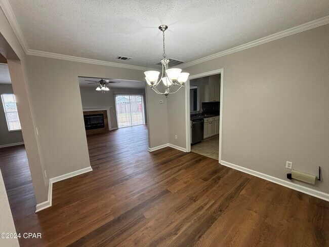 Building Photo - 6802 Forsythe Dr