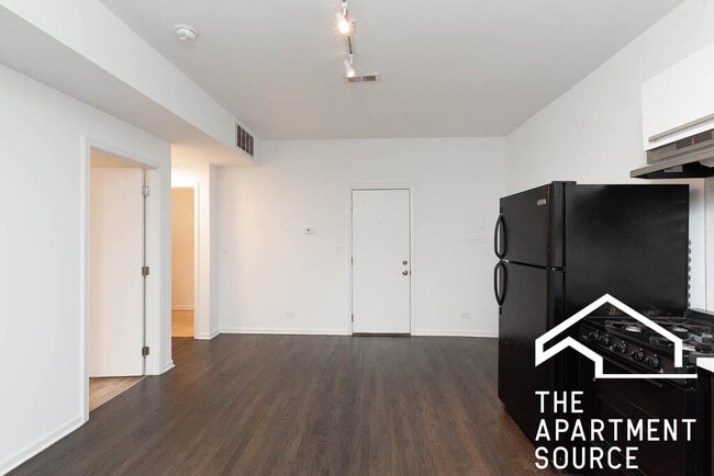 Photo - 5054 N Winthrop Ave Apartment