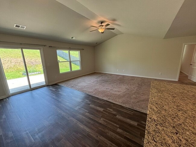 Building Photo - 127 Sundew Rd