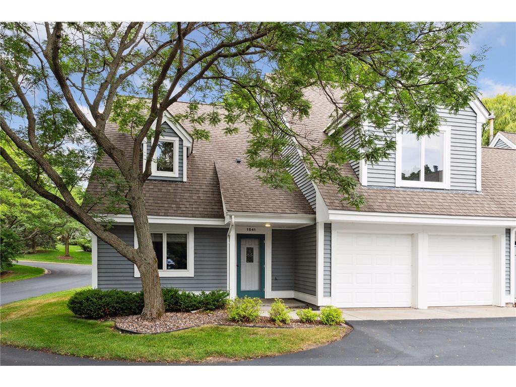1541 Hollybrook Rd, Wayzata, MN 55391 Townhome Rentals in Wayzata MN