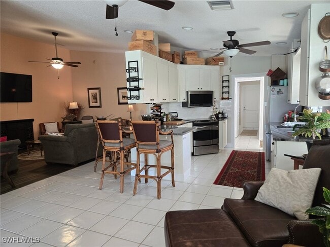 Building Photo - 3560 El Verdado Ct