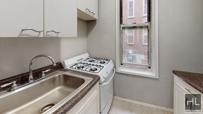 Building Photo - East 58th Street