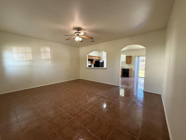 Foto del edificio - 5316 Joshua Ct