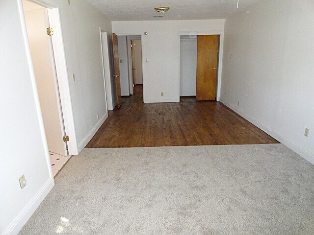 Foto del edificio - 2225 Carrigan St
