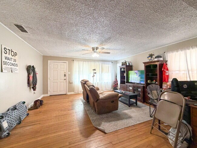 Foto del edificio - 2710 32nd St