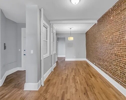 Primary Photo - 50 Patchen Ave