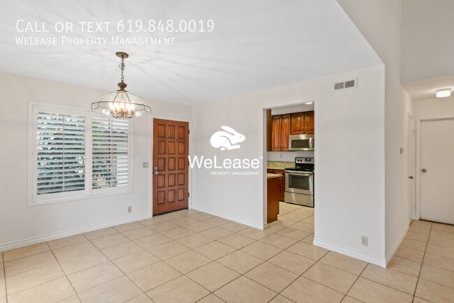 Building Photo - Beautiful 3-Bed 2.5-Bath La Jolla Townhome!