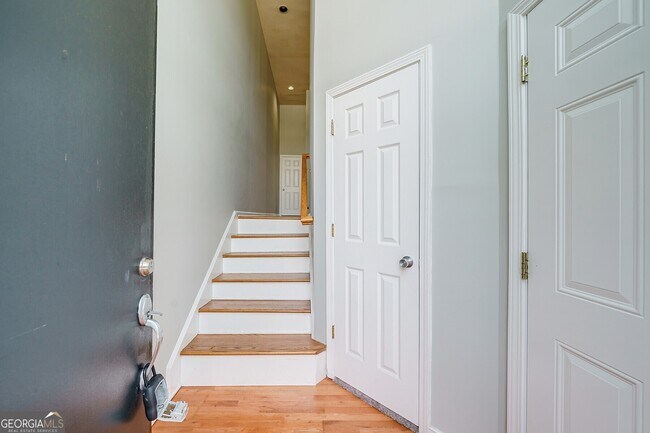 Foto del edificio - 4010 Roswell Rd NE