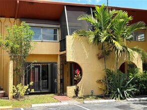 Building Photo - 13725 SW 84th St