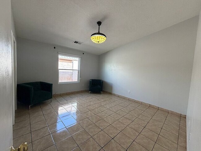 Foto del edificio - 7316 Autumn Breeze Rd SW