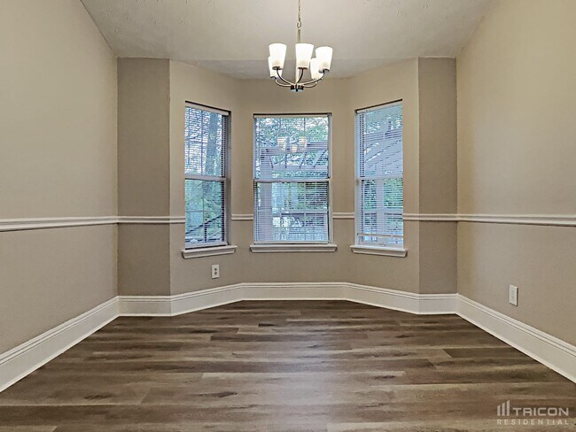 Building Photo - 3756 Sandy Shoals Ln