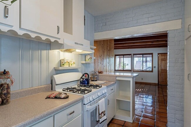Foto del edificio - 3 Bed 2 bath home PERFECT for U of A Students, Faculty and Staff!