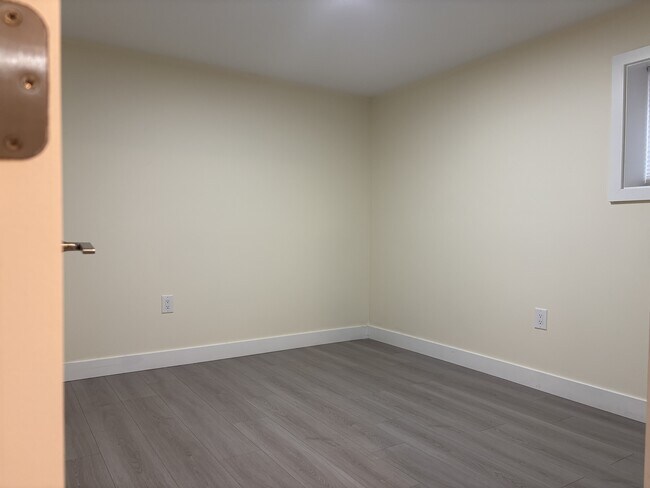 Photo du bâtiment - 2845 E 3rd Ave