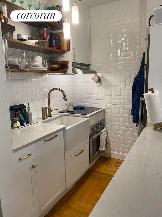 Foto del edificio - 181 DeKalb Ave