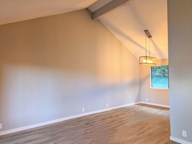 Foto del edificio - 6525 Idlewild Ct