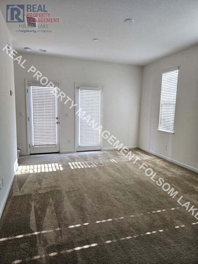 Building Photo - 146 Barnhill Dr