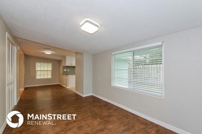 Building Photo - 111 42nd St W
