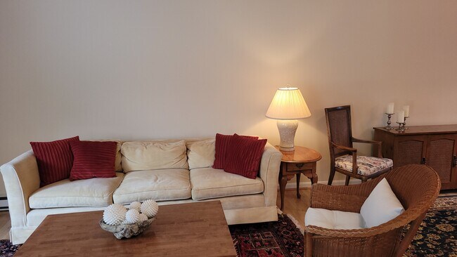 Foto del edificio - 19 Oakview Dr