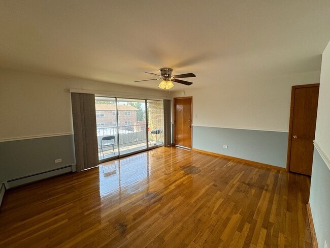 Foto del edificio - 3014 W 59th St