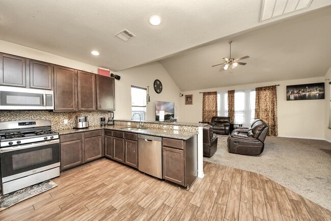 Building Photo - 8227 Pastel Dawn Trce