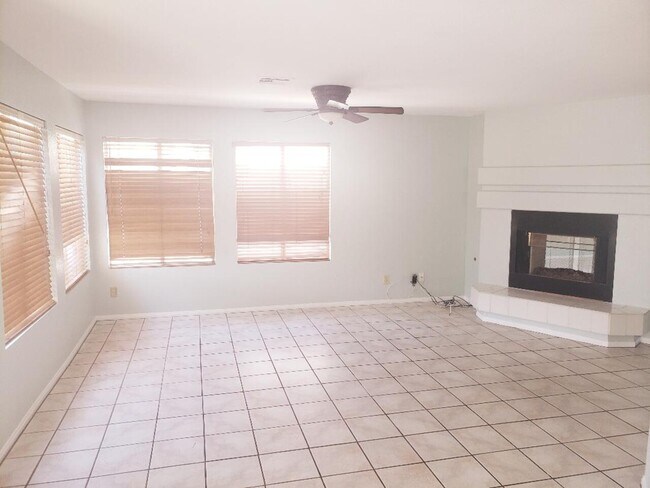 Building Photo - HARBOR CLIFF