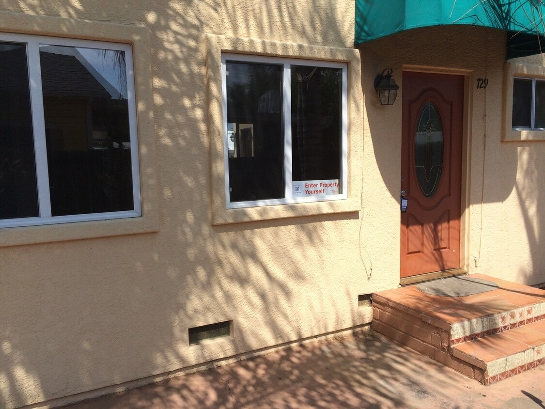 Foto principal - W 9th Ave (727-31)