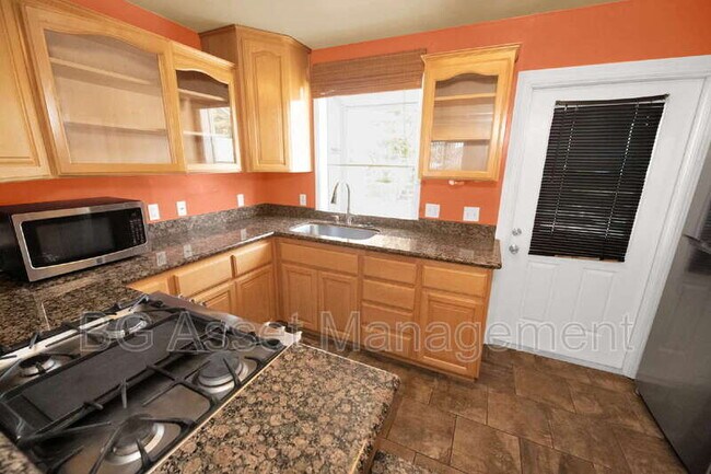 Foto del edificio - 950 Kelvin Ct