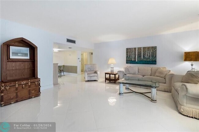 Building Photo - 3850 Galt Ocean Dr