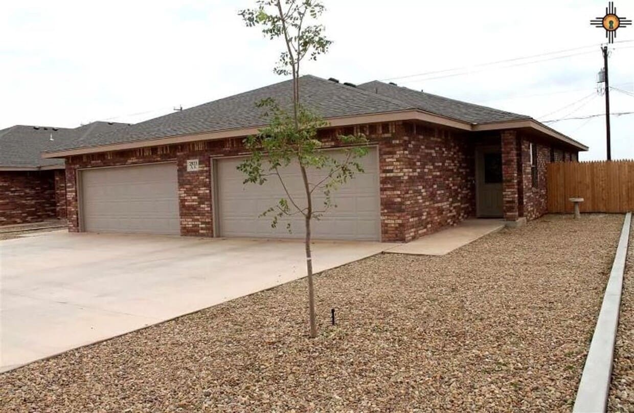 Primary Photo - 2533 Fred Dougherty Ave Clovis NM
