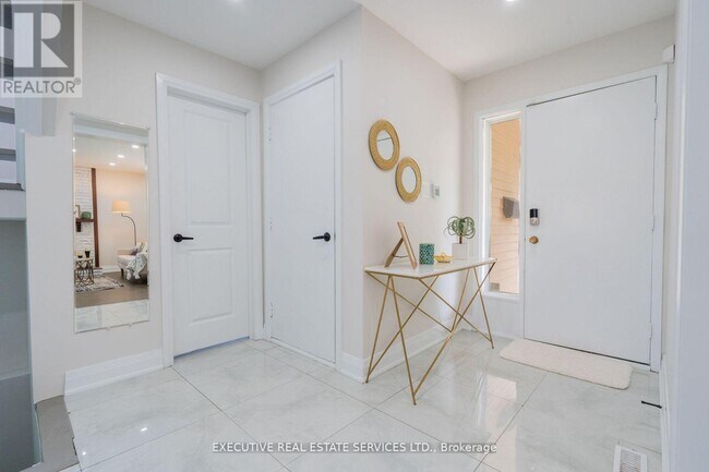 Photo du bâtiment - 36 Blueridge Square