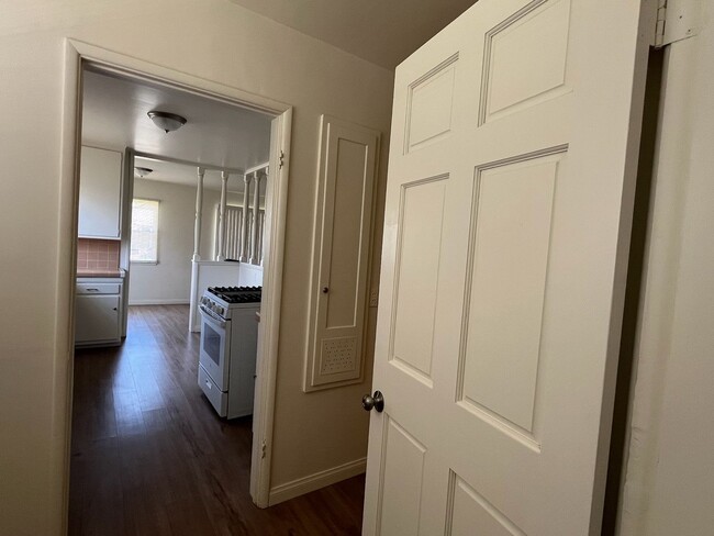Foto del edificio - Three bedroom house in Lakewood ready for ...