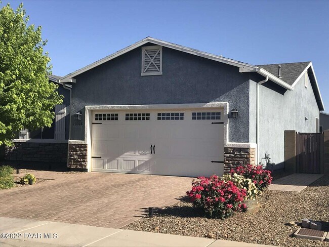 Building Photo - 13028 E Toro St