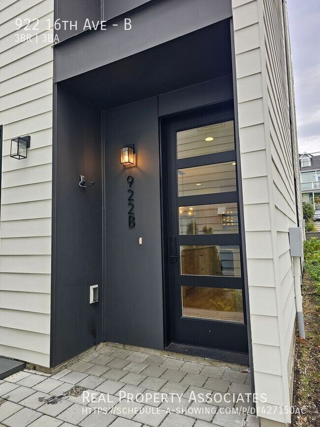 Foto del edificio - 922 16th Ave