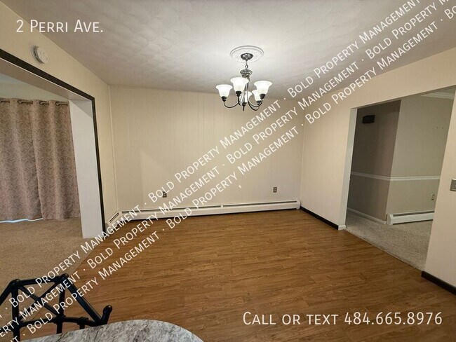 Foto del edificio - 2 Perri Ave