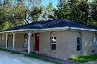 Building Photo - 9325 Kentshire Dr