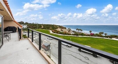 Building Photo - 250 Avenida Lobeiro