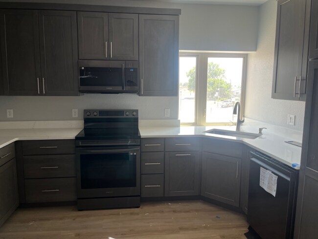 Foto del edificio - 234 S Main St